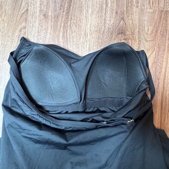 Lands End NWOT Black One Piece Swimsuit Dress 12 LONG TALL Mock Wrap Wireless - Picture 4 of 11